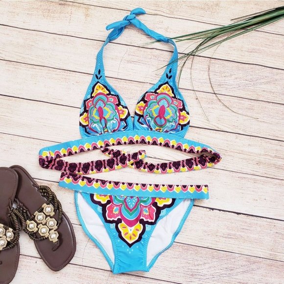 SEXY BLUE FLORAL PRINT 2 PIECE SWIMSUIT - Picture 11 of 12